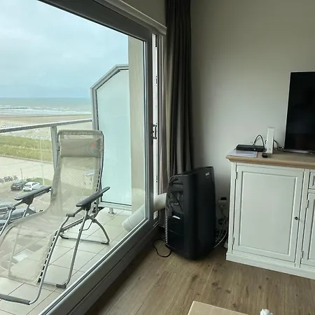 Sunshine, Zeedijk 335 , Studio, Nieuw Westende Bad
